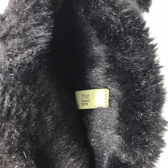 Timberland black and gold warm fur boots size 7 M - Picture 5 of 6